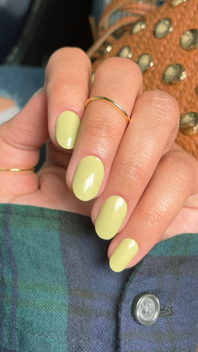 Download Nude Color And Light Green Nail Designs Picture | Wallpapers.com